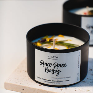 Hand‑poured soy candle with Vanilla, Gingerbread, Cedarwood, Cherry Blossom and Lemon in 220ml jar